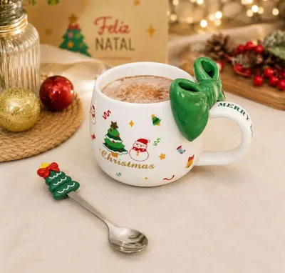 Caneca em Cerâmica Laço Verde Natal 400ml 26124 - Vencedor