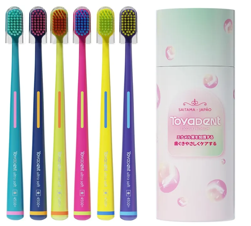 TOYADENT Escova Dentes Adulto Ultra Macia 6 Unidades | Cerdas Finas e Densas, Cabos Coloridos, Com Tampa Protetora, Higiene Bucal Diária, Para Família...
