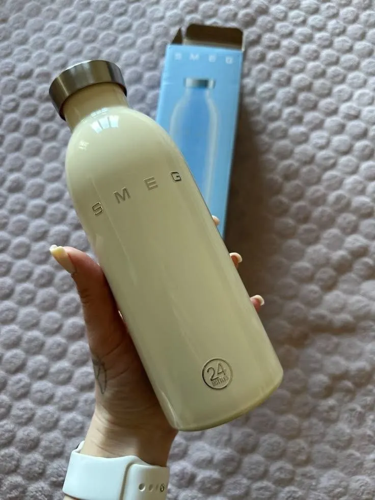 2026 Novo Estilo SMEG SMEG 304 Copo Térmico de Aço Inoxidável 500ML Cinco Cores20261222
