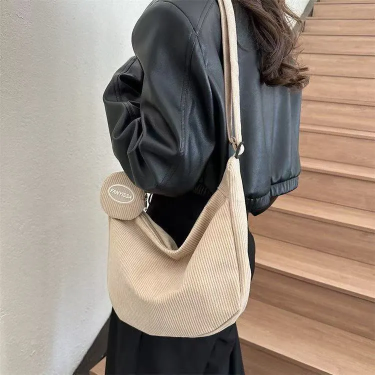 Bolsa Feminina Transversal de Veludo Cotelê Casual Grande Ombro Tiracolo Escolar