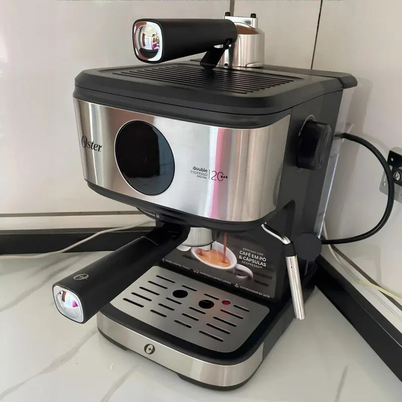 Cafeteira Espresso Double Digital Oster Cor Aço escovado e Preto