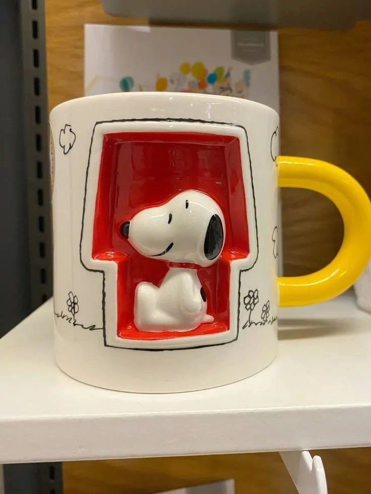 Caneca Esculpida Hallmark Peanuts, 14.5oz (Snoopyhouse), Presente para Mãe, Pai, Fãs MSW0