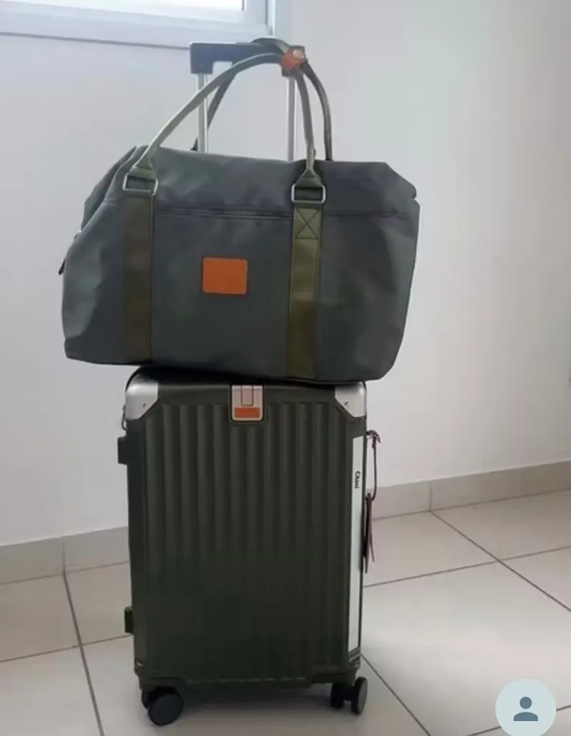 Mala de abordo Viagem 20" 24" KIT3 Zíper Dupla Rodinhas 360" Material Alta Qualidade MALA20