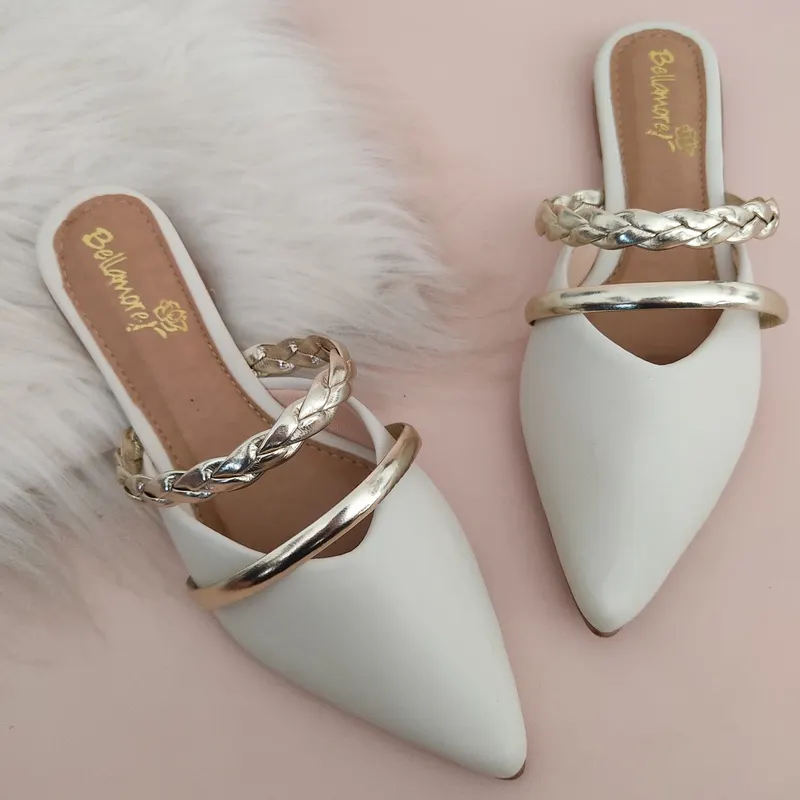 Mule Bico Feminino Rasteira Com Detalhe Tira Trançada Confortavel Cores