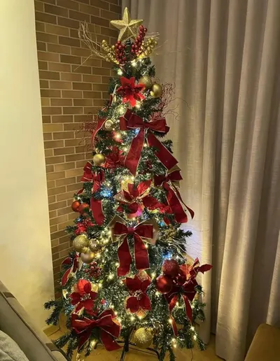 Árvore de Natal Luxo Super Premium Pinheiro 1,80 m — 800 Galhos