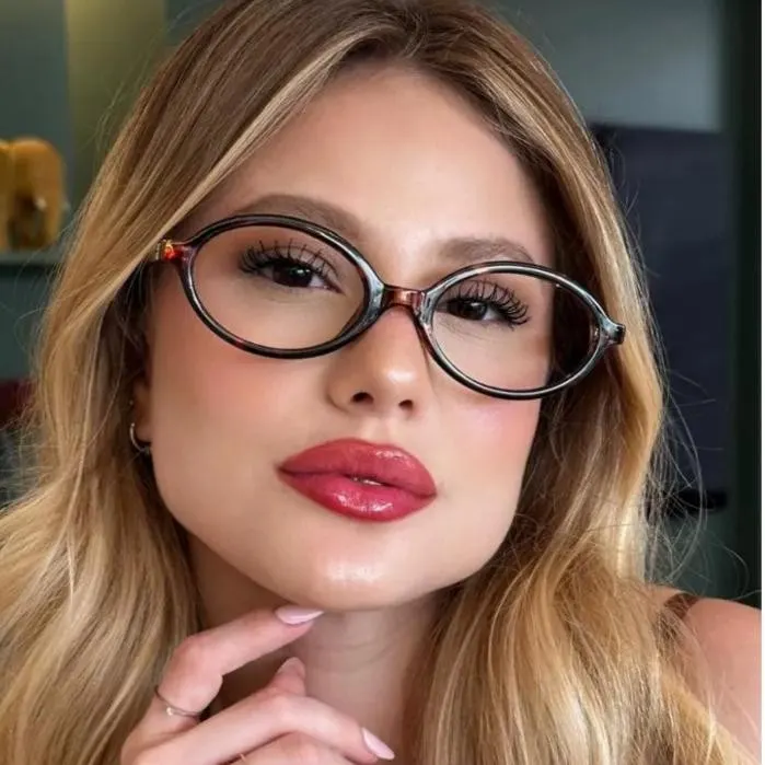 Óculos de Sol ARMACAO DE OCULOS Feminino Aro Oval Luxo Lente UV400 Moda Europa