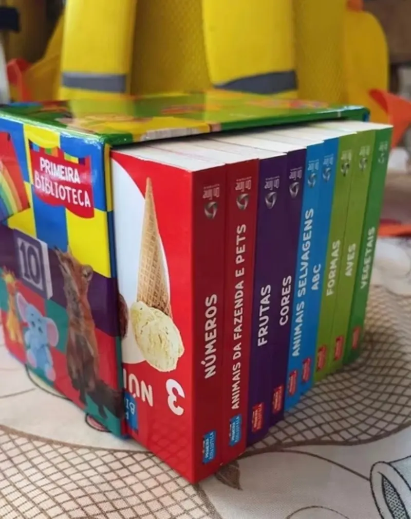 Coleção Primeira Biblioteca Volume 01 - Box com 10 Livrinhos
