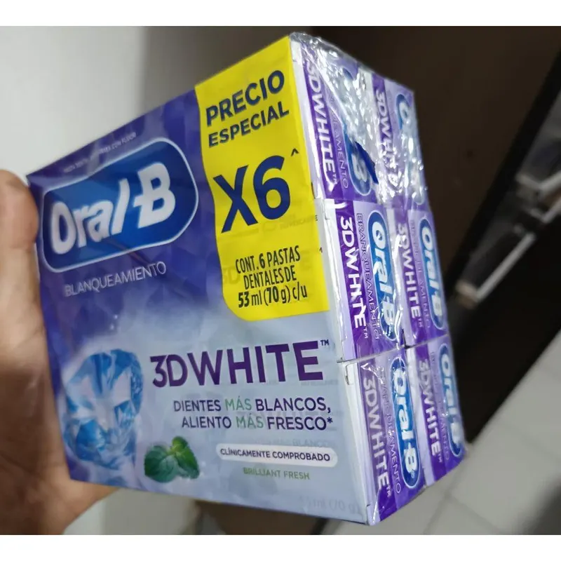 Oral-B Pasta de Dente 3D White Branqueadora 70g - 6 Unidades
