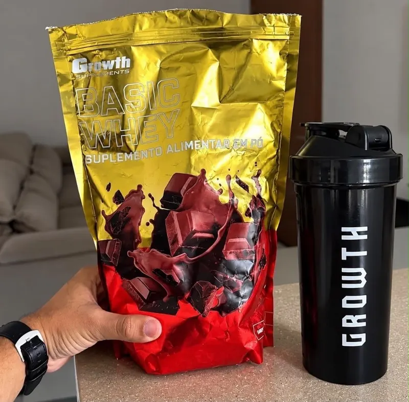 Kit Growth Whey Protein Chocolate 1kg + Coqueteleira 600ml