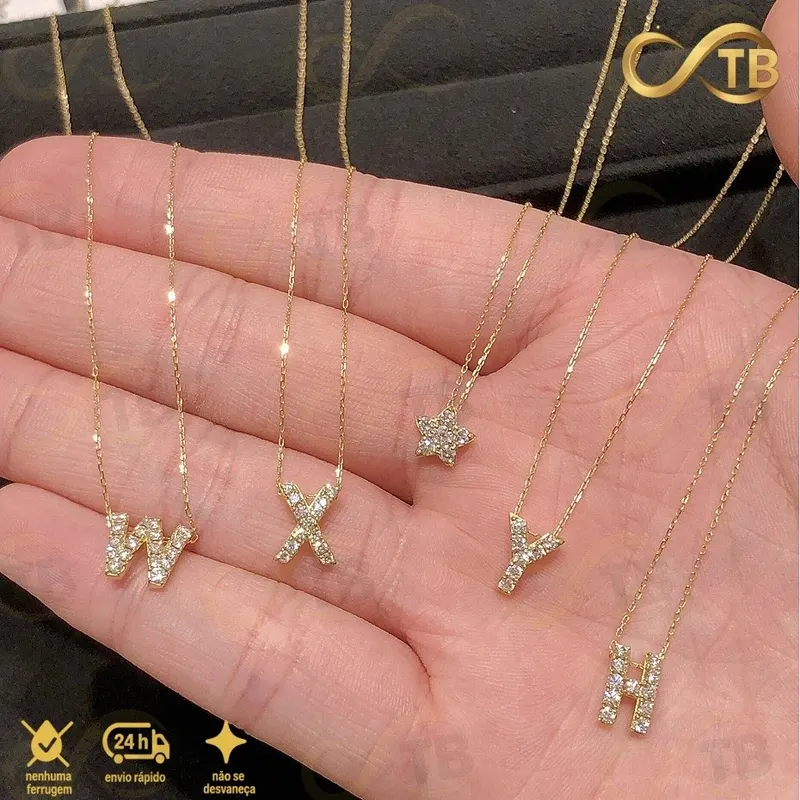 TB Moda Colar Feminina Elegante com Letra de AZ Brilhando em Diamante Presente Luxuoso