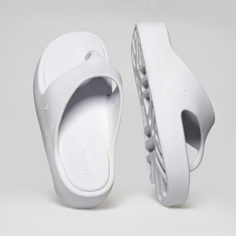 Sandália Slide Plataforma Flat Feminina Asa Delta Conforto e Estilo Blogueira