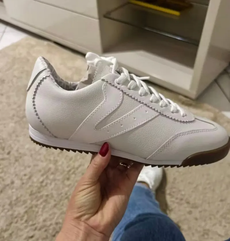 Tênis Feminino Vittal Couro Legítimo Naomi Casual Retrô Clássico